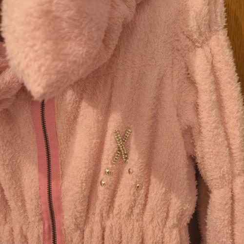 Benissimo women's pink fur jacket like new with gathers and strass