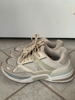 Zara sneakers like new in gray, beige and ciel shades size 38