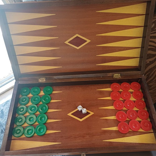 Vintage wooden 2-in-1 backgammon and chess set with checkers and dice