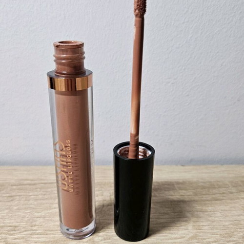 Liquid lipstick like new
