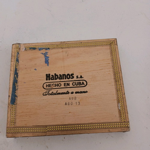 Montecristo box like new
