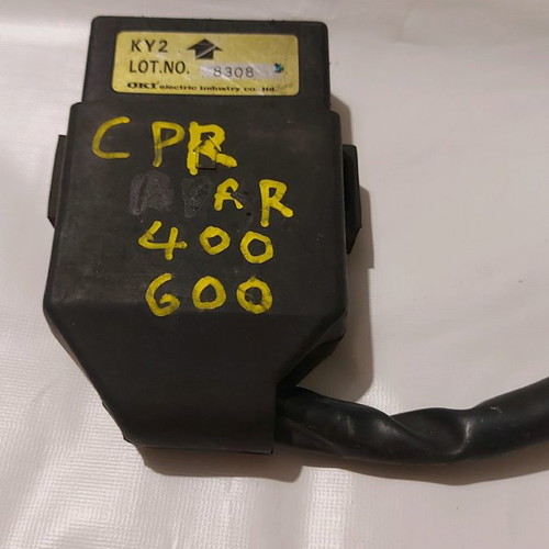 Ηλεκτρονική Honda CPR 400 RR μεταχειρισμένη
