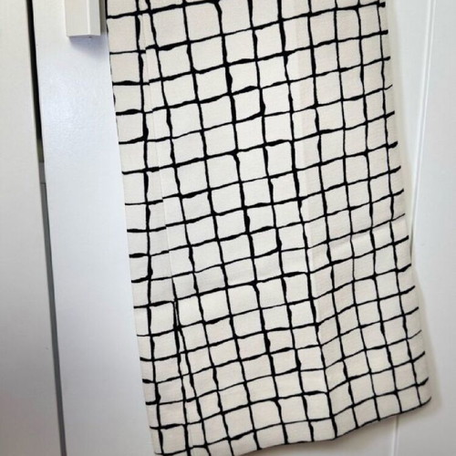 Zara pants size XS high-waisted like new, black and white