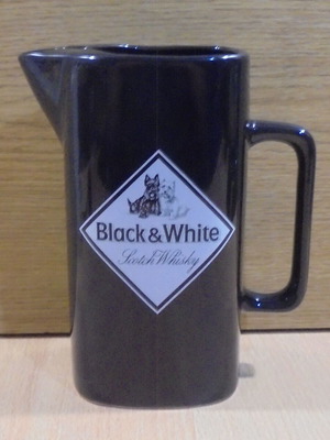 Black & White Scotch Whisky old promotional ceramic jug used