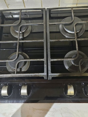 TEKA built-in gas hob used with minor crack