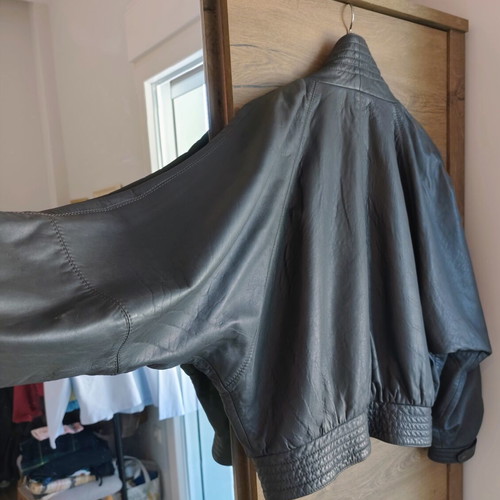 Vintage Italian leather jacket like new, gray, sizes small and medium