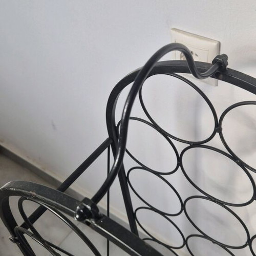 Metal wine bottle rack 18 slots like new
