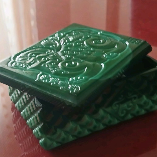 Czech malachite box with small defect