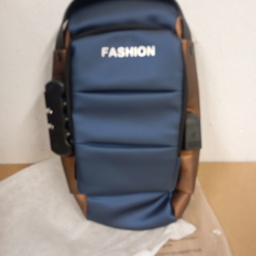 Man's chest bag