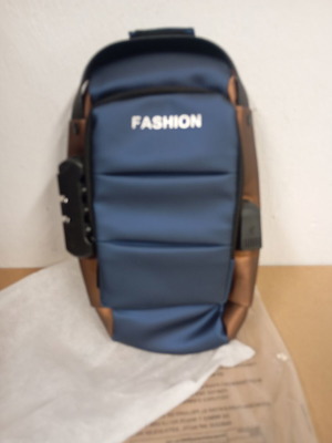Man's chest bag