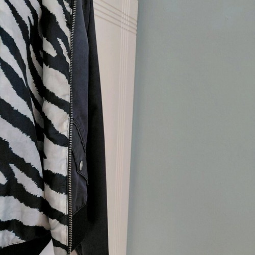 Bershka bomber jacket size M like new, zebra pattern