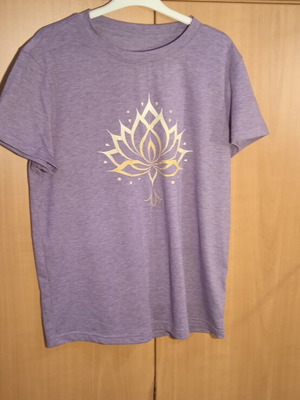 Summer T-shirt used, size M, purple