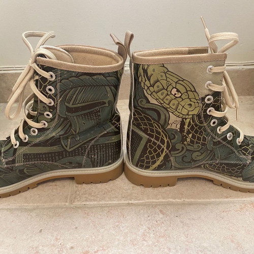 Slytherin boots new, size 40, green