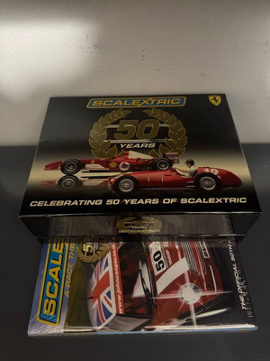 Σετ συλλεκτικά αυτοκίνητα Scalextric Ferrari 375 F1 και 248 F1 καινούργιο