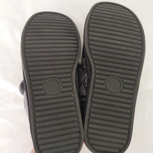 DC Batman slippers new, boys' size 32-33, grey