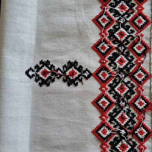 Set of 3 vintage embroidered handmade linens new with geometric patterns
