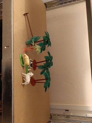 Set of 5 trees and 3 animal figures
