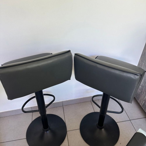 Bar stools like new, set of 2