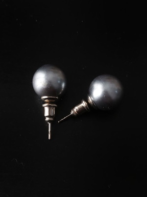 Pearl earrings like new