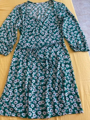 Terranova floral women's dress new, size M, multicolor