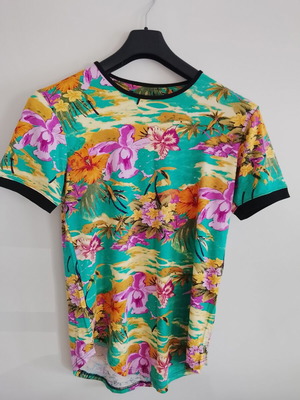 Twin Black men's short-sleeve shirt like new, multicolor, size M