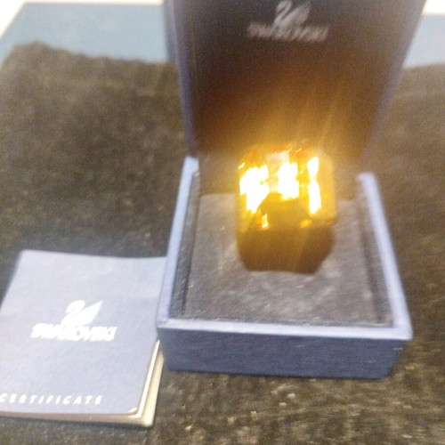 Swarovski ring like new, beige