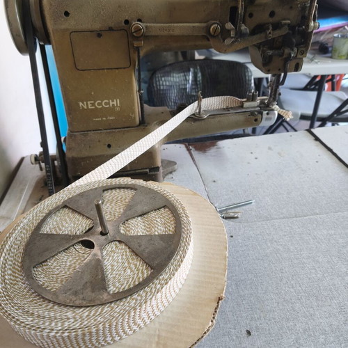 Professional Sewing Machine for Relli used