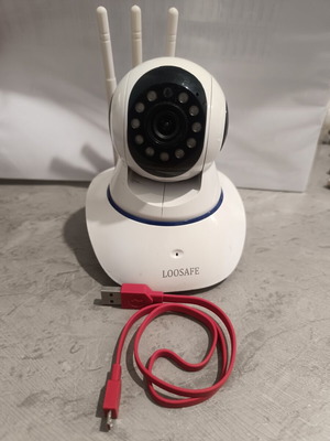Loosafe Wireless IP Camera Wi-Fi HD 360° Rotation with Night Vision used