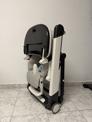 Peg Perego Καρεκλάκι Φαγητού Siesta Follow Me μεταχειρισμένο