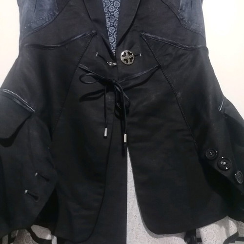High vest like new, blue fabric combination