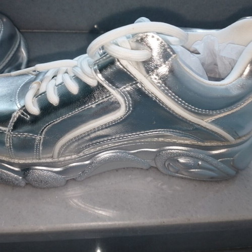Women's athletic shoes new, size 39, gray