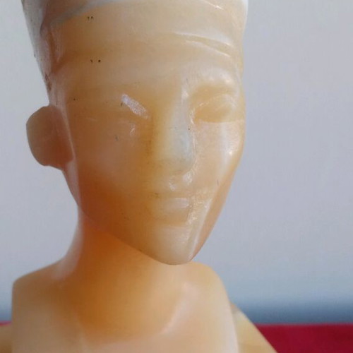 Nefertiti Queen Statue from Onyx with Internal Lighting used