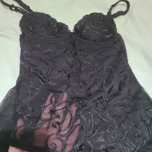 Vintage goth bustier corset like new, black, size 70B