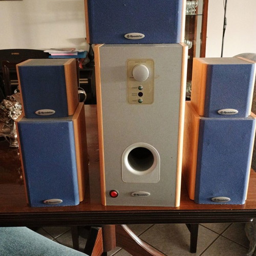Roadstar home cinema speakers used, 6-piece set 300 watts