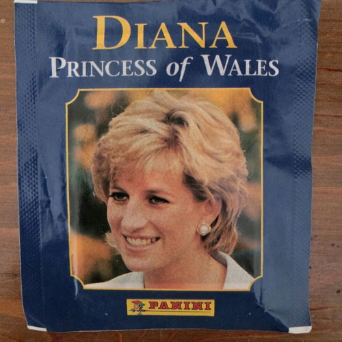 Diana Panini 1997 sealed pack new, 5 stickers