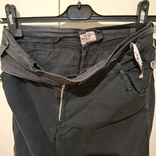 Bellino women's capri pants like new, size L, black