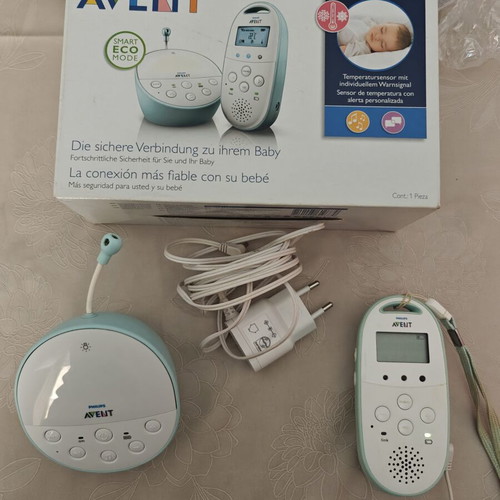Philips Avent baby monitor