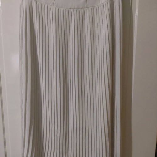 White skirt with 1.5 cm pleats, used, handmade