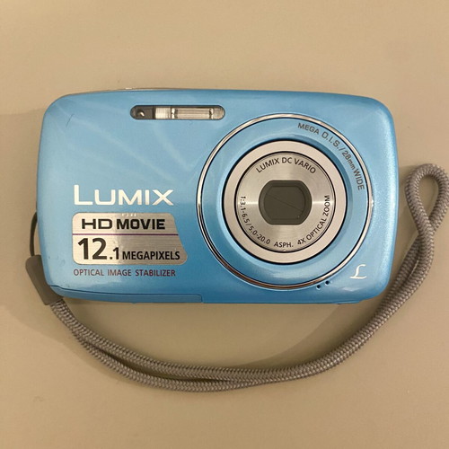 Panasonic LUMIX DC VARIO digital camera 12.1 MP with optical image stabilizer