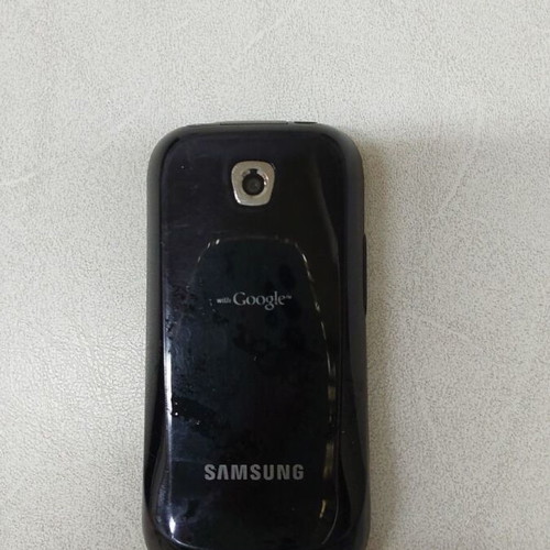 Samsung old mobile phone used, functional, with up to 7.9 MPixel camera