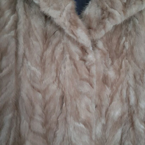 Caramel gold mink fur jacket like new