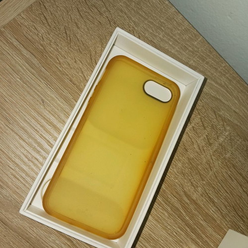iPhone 5s box used with free case