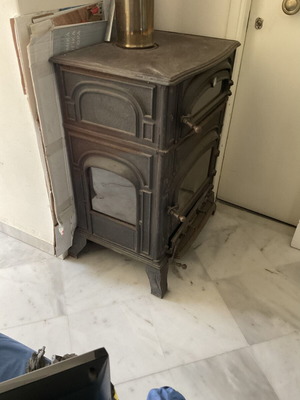 Cast iron stove with oven Karpetis used