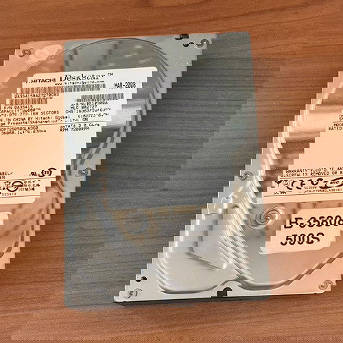 Hitachi Deskstar 500GB HDD употребяван SATA 3.5"