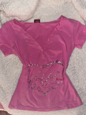 Blugirl Top ροζ σαν καινούργιο με κουμπάκια καρδιάς