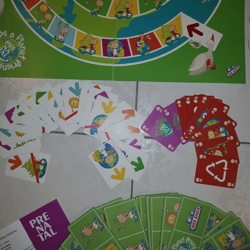 Prenatal board games like new, intact