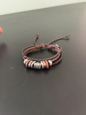 Hand bracelet