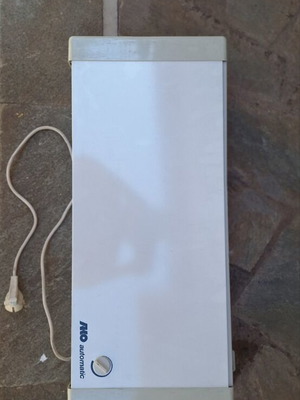 Ako space heater used with thermostat and wall mount