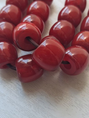 Bakelite masticha worry beads with grain pattern