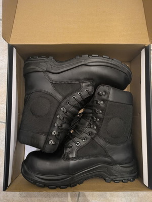 Boots size 44, black, new